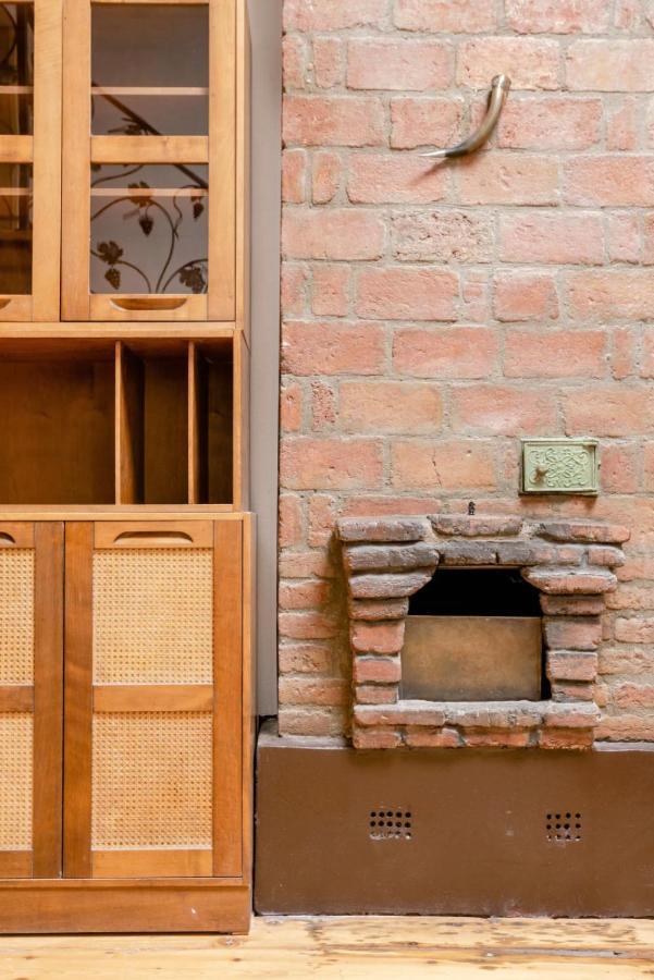 Lovely Dulcet Loft In Center Of Rustaveli Tiflis Exterior foto