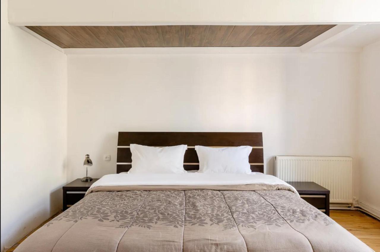 Lovely Dulcet Loft In Center Of Rustaveli Tiflis Exterior foto